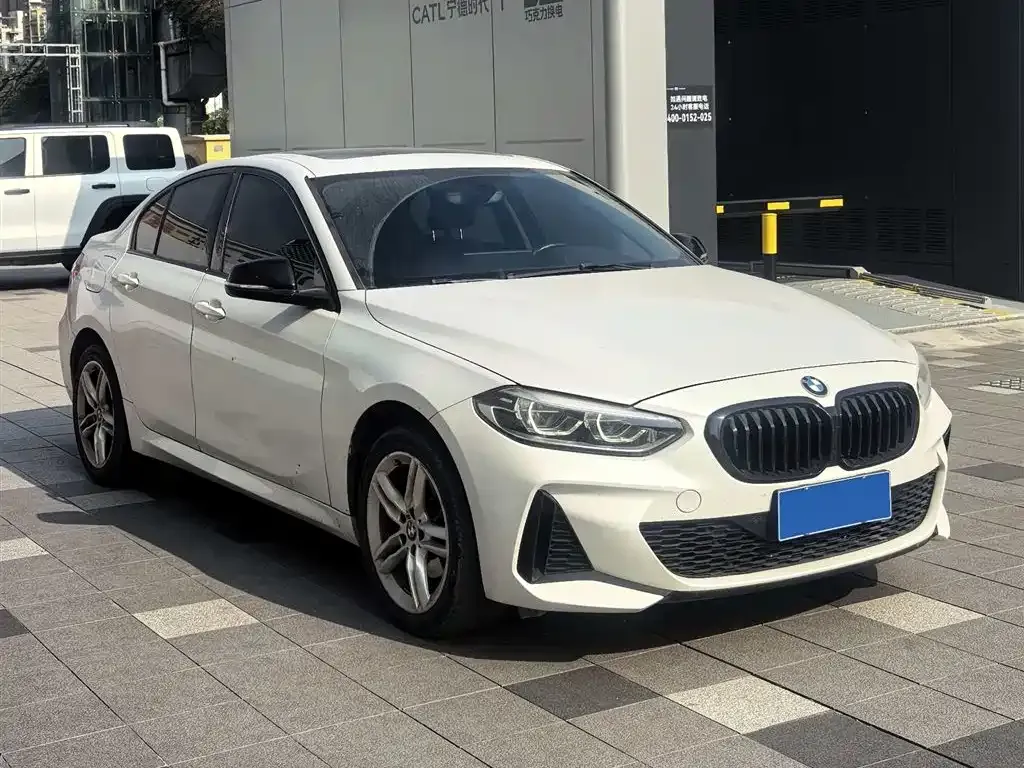 BMW 1 Series 2022 из CN, фото 6