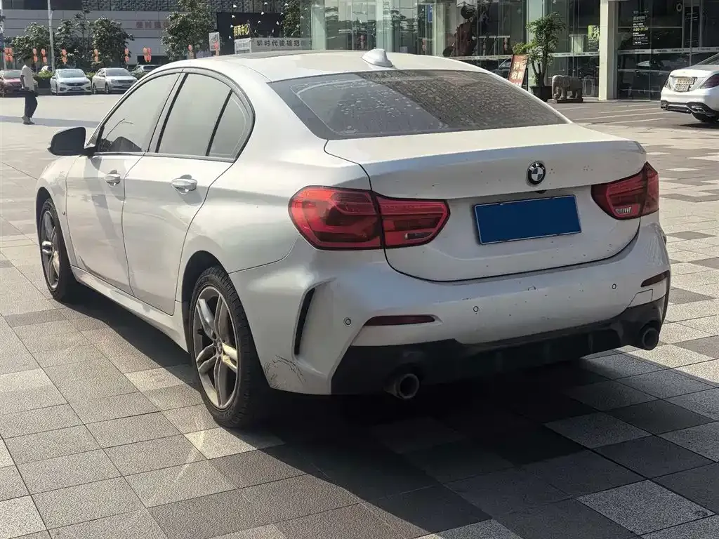 BMW 1 Series 2022 из CN, фото 8