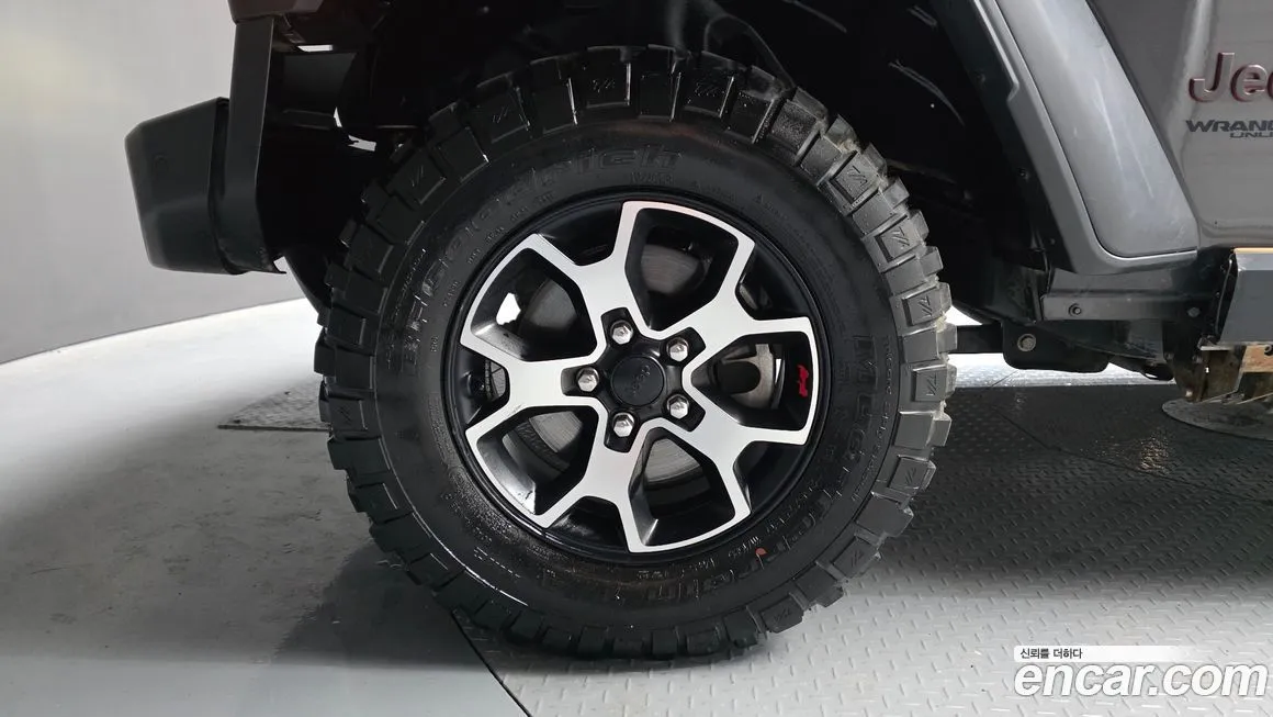 Jeep Wrangler 2021 из KR, фото 8
