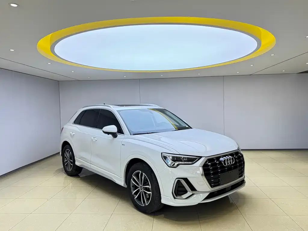 Audi Q3 — фото 4