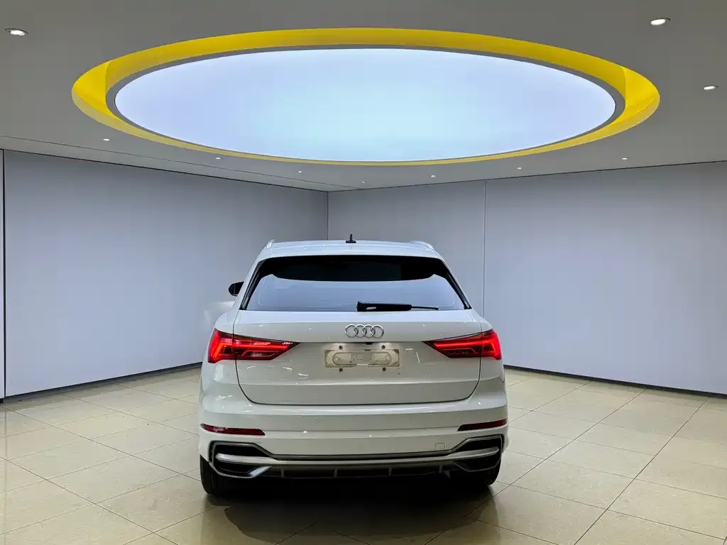 Audi Q3 — фото 2