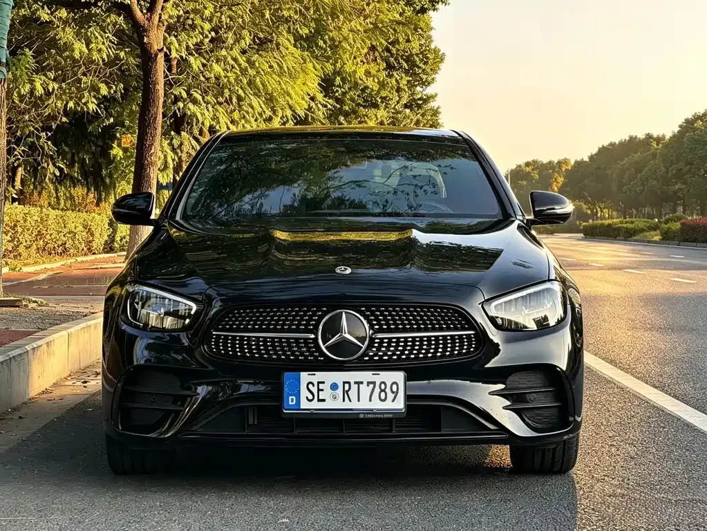Mercedes-Benz E-Class (Import) — фото 4