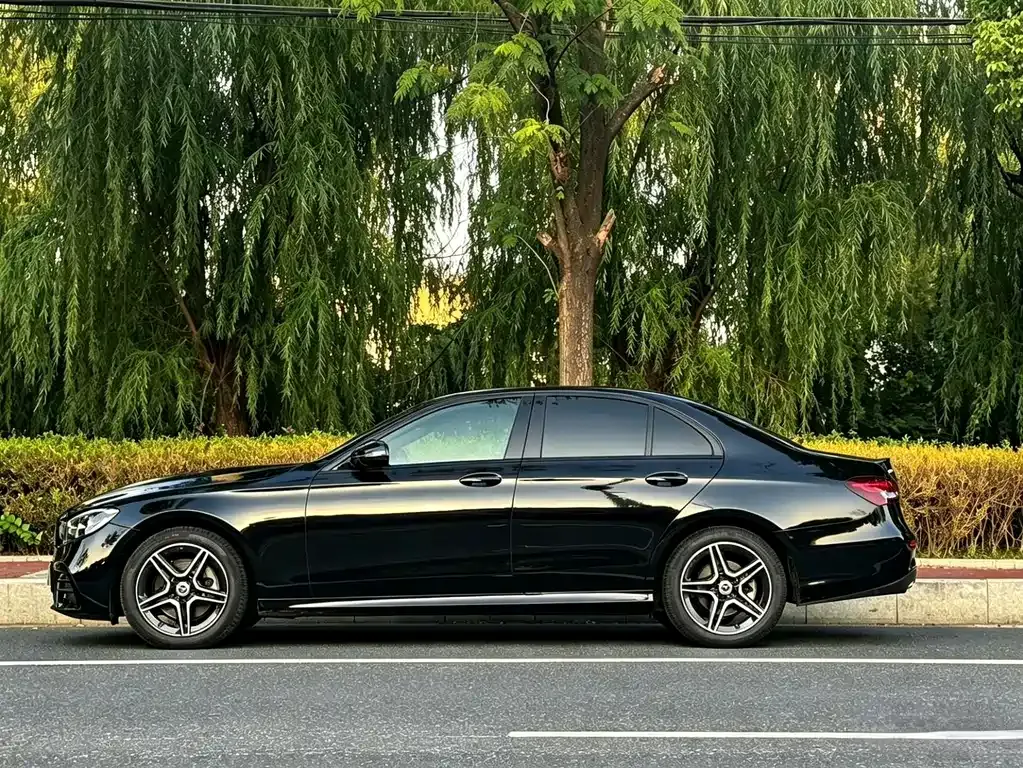 Mercedes-Benz E-Class (Import) — фото 9