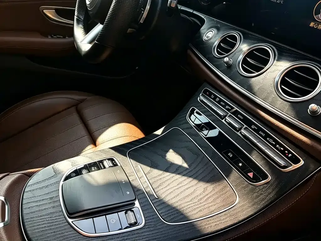 Mercedes-Benz E-Class (Import) — фото 2