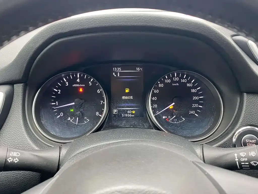 Nissan Qashqai — фото 10