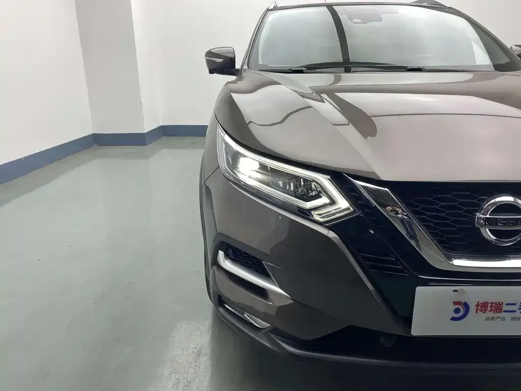 Nissan Qashqai — фото 2