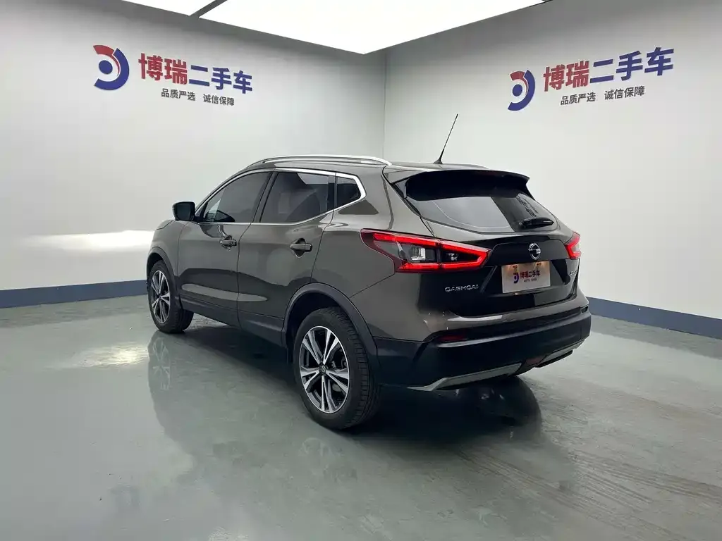 Nissan Qashqai — фото 6