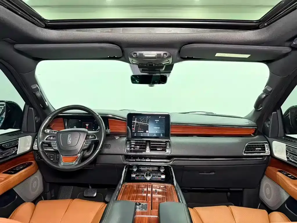 Lincoln Navigator — фото 10