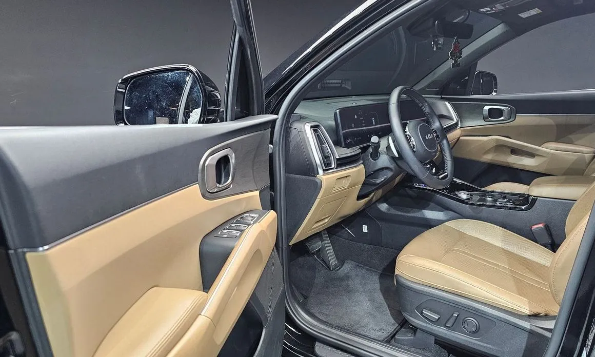 Kia Sorento — фото 7