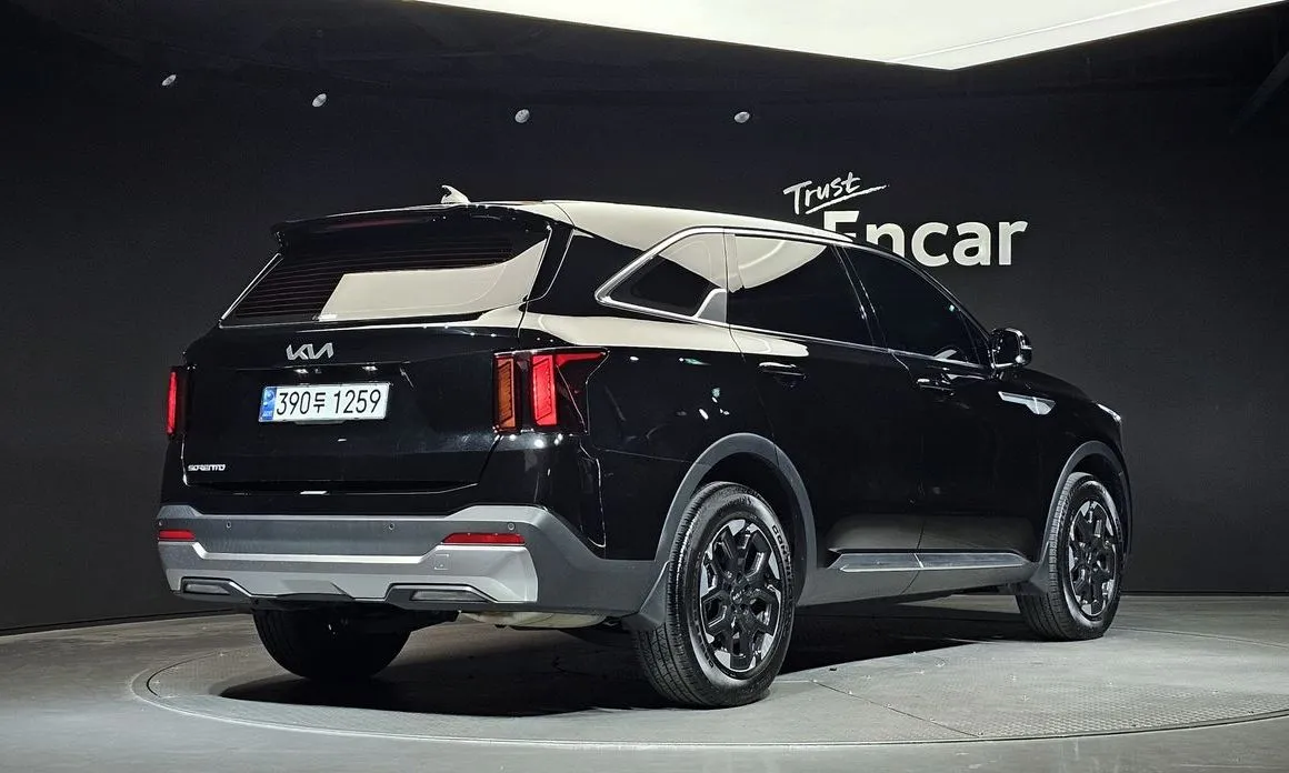 Kia Sorento — фото 5