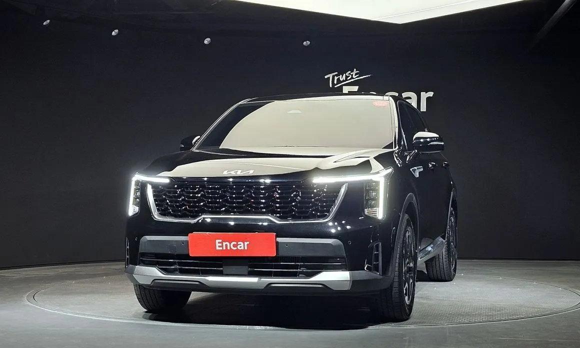 Kia Sorento — фото 8