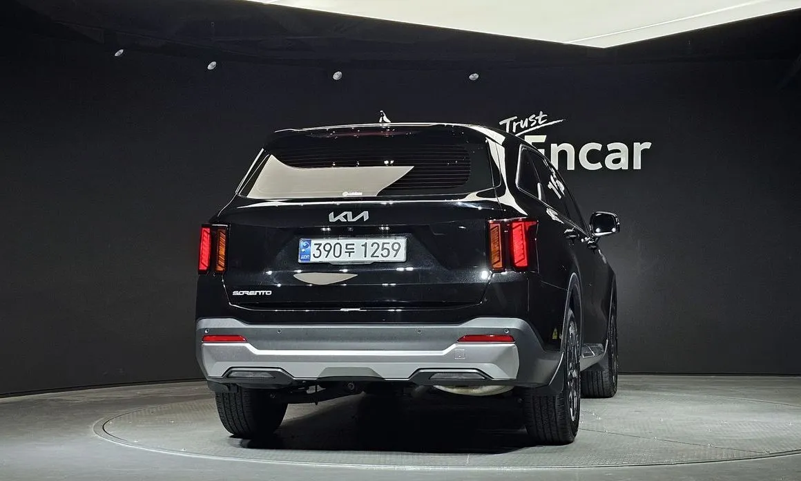 Kia Sorento — фото 9