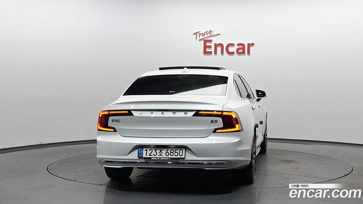 Volvo S90 — фото 4