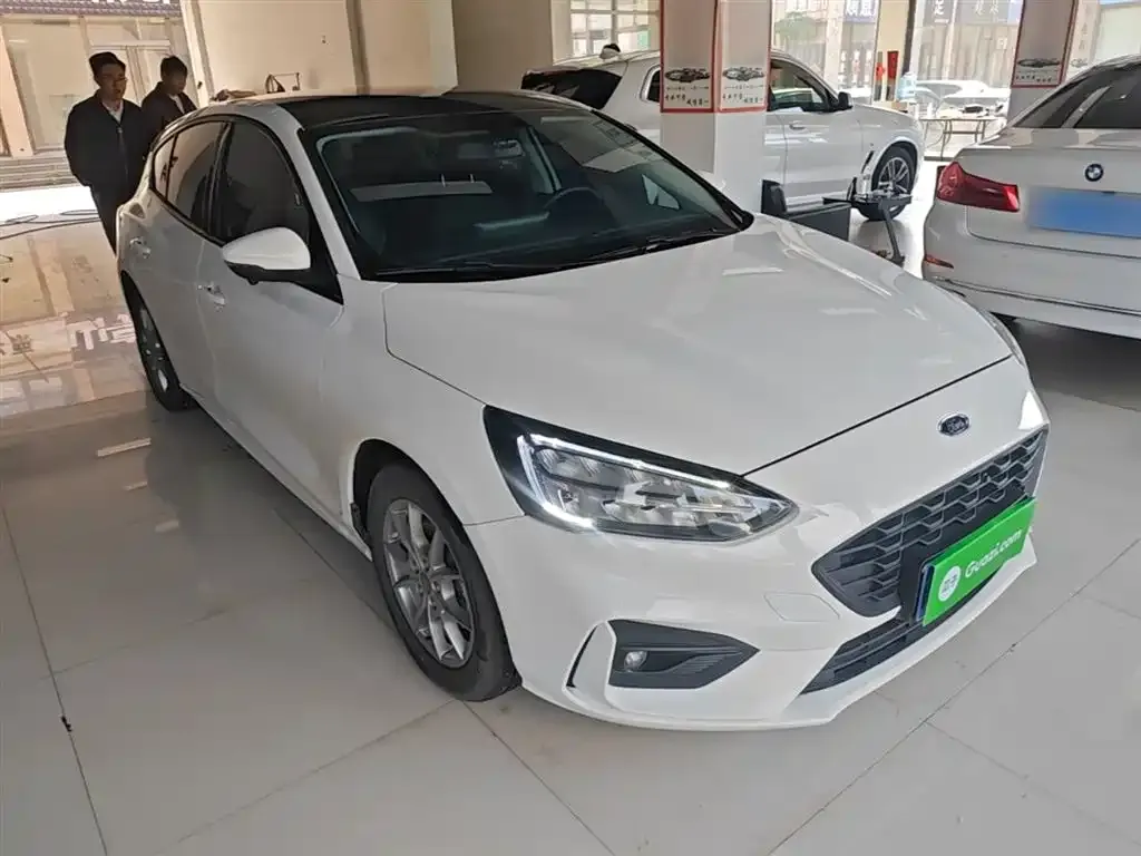 Ford Focus 2022 из CN, фото 7