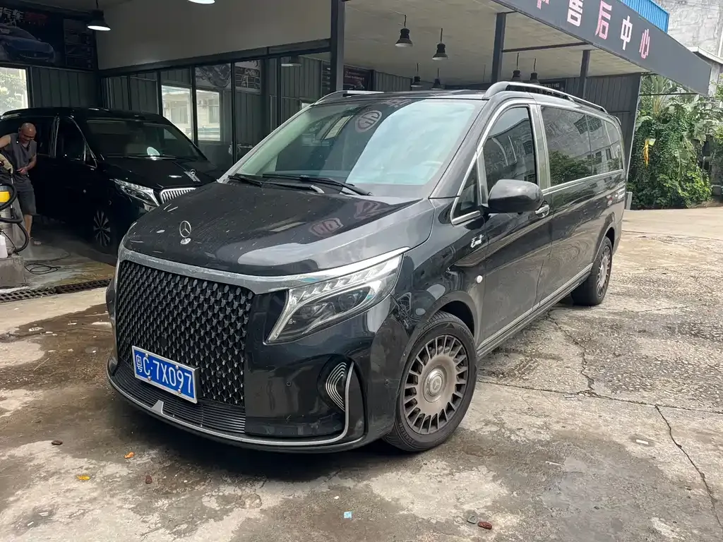 Mercedes-Benz Vito — фото 1