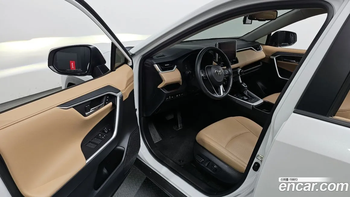 Toyota RAV4 2024 из KR, фото 7