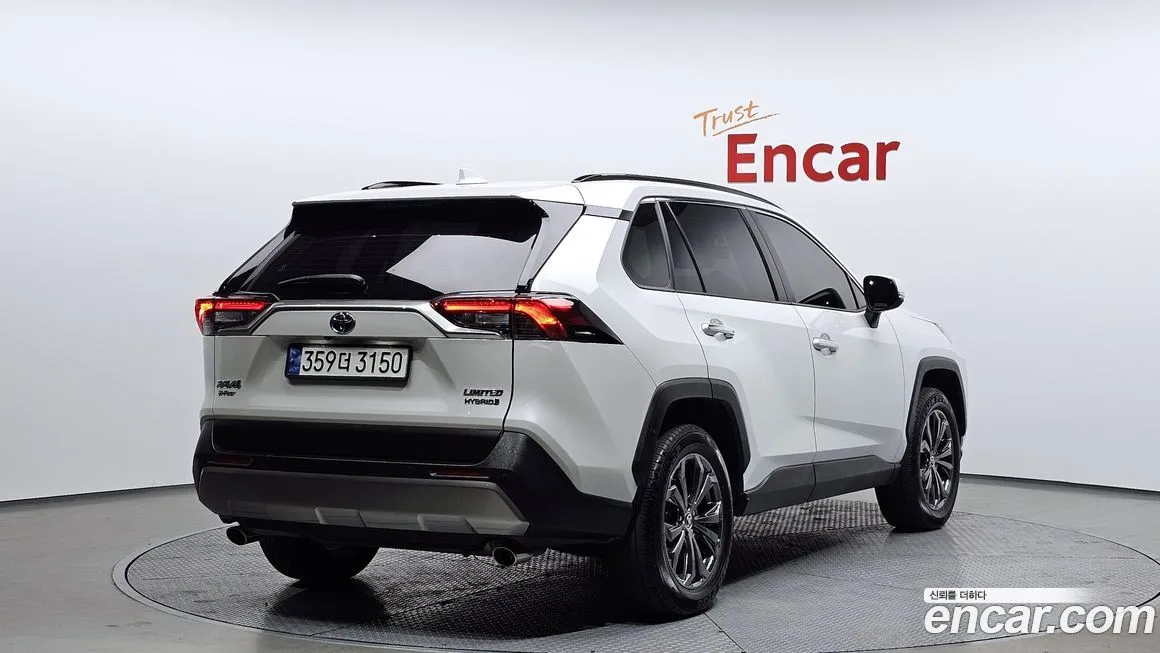 Toyota RAV4 2024 из KR, фото 8
