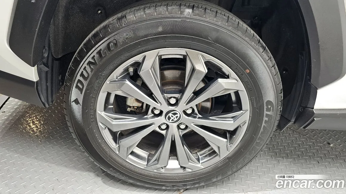 Toyota RAV4 2024 из KR, фото 10