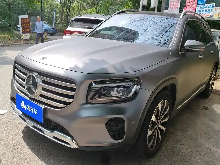Mercedes-Benz GLB — фото 1