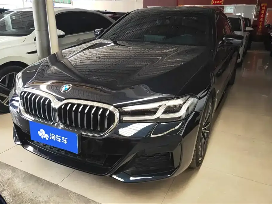 BMW 5 Series — фото 1