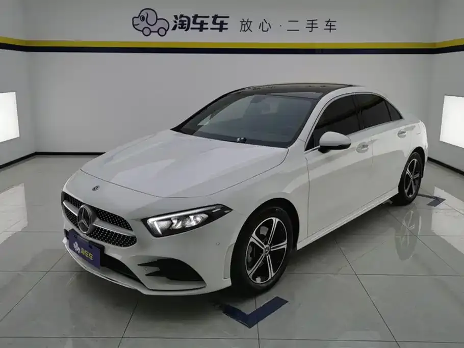 Mercedes-Benz A-Class — фото 1