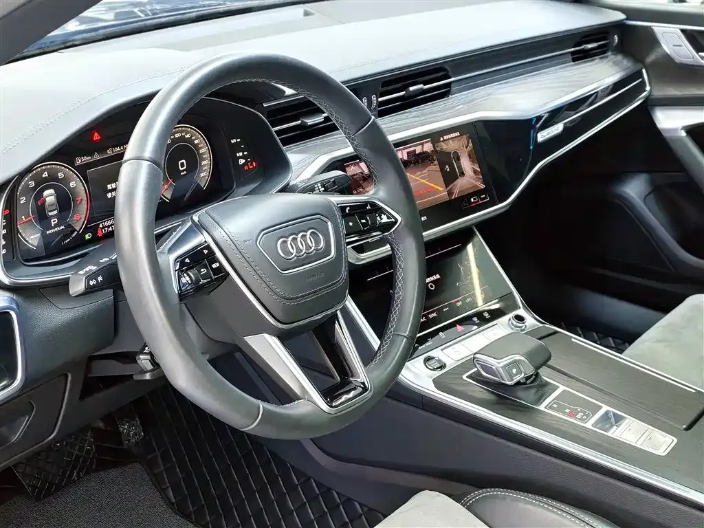 Audi A6L — фото 9