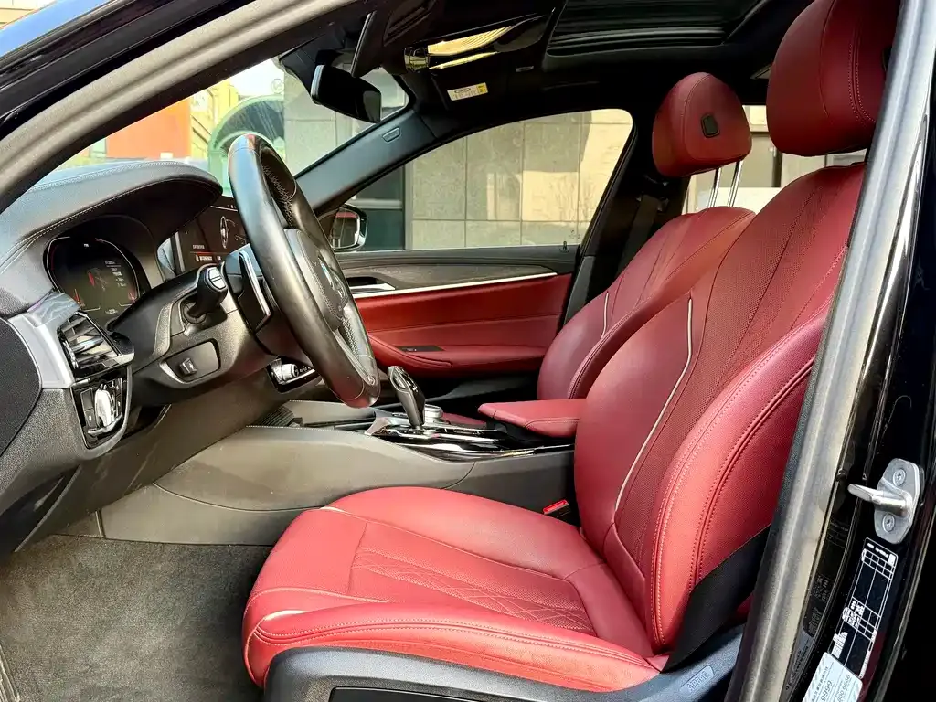 BMW 5 Series — фото 10