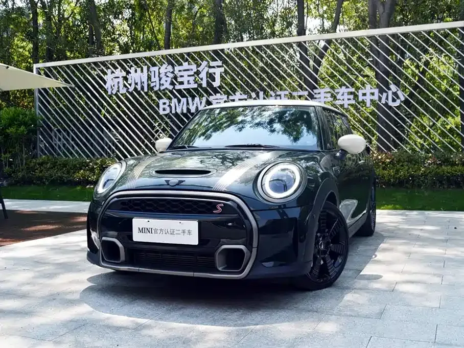 MINI Cooper (3-door) — фото 1
