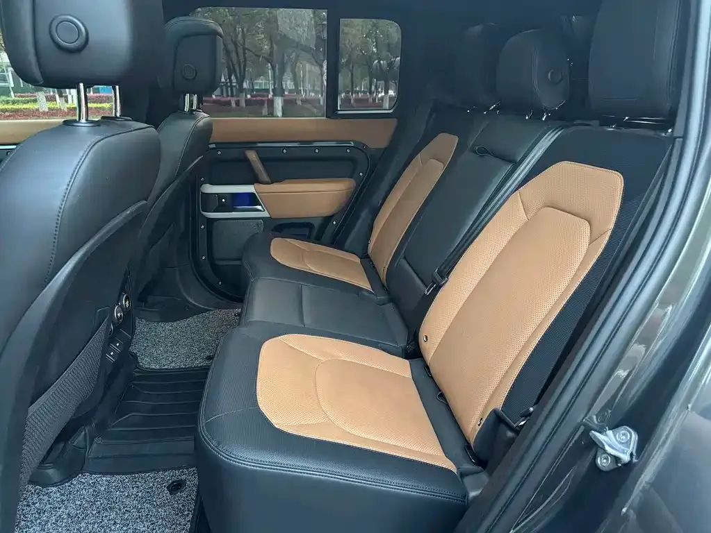 Land Rover Defender 2023 из CN, фото 5