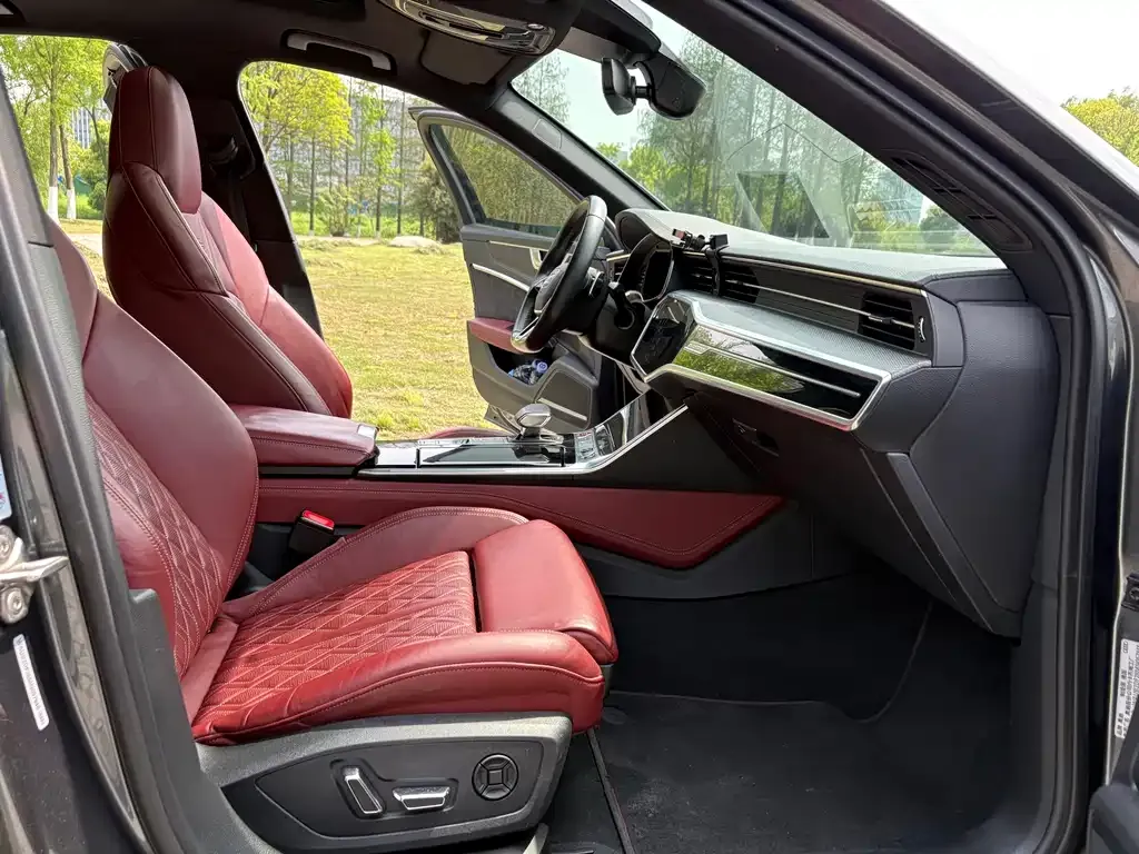Audi S6 2022 из CN, фото 2