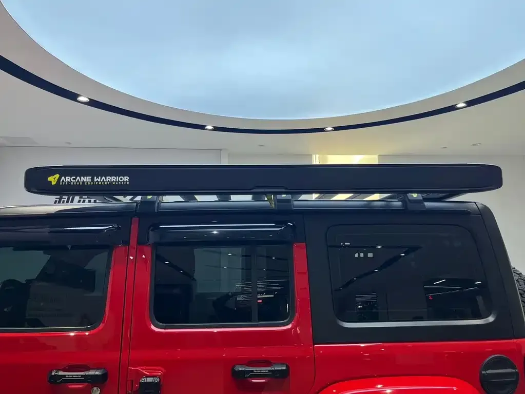 Jeep Wrangler PHEV 2022 из CN, фото 2
