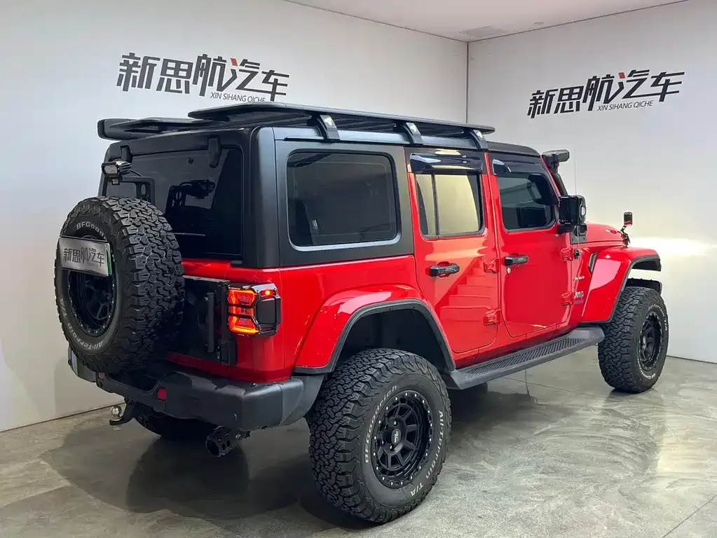 Jeep Wrangler PHEV 2022 из CN, фото 9