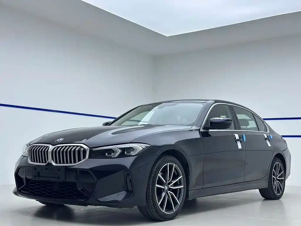 BMW 3 Series — фото 1