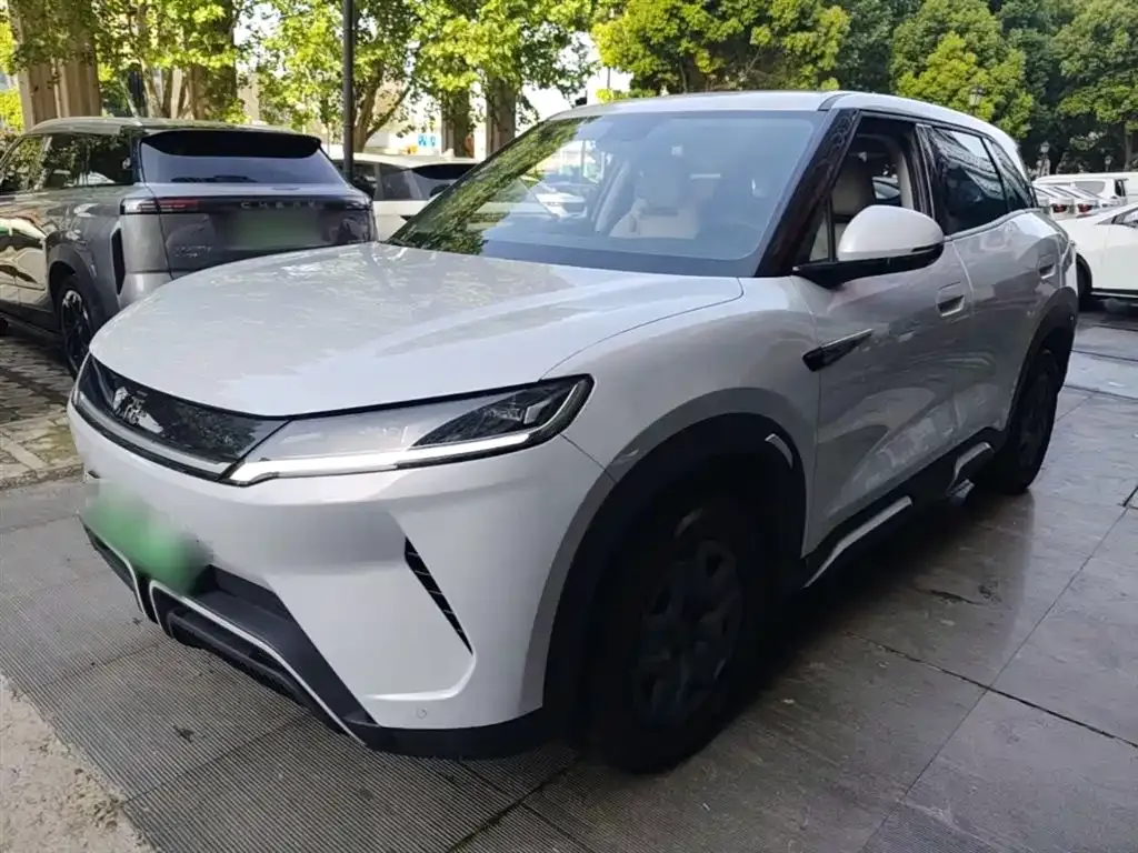 BYD Yuan UP