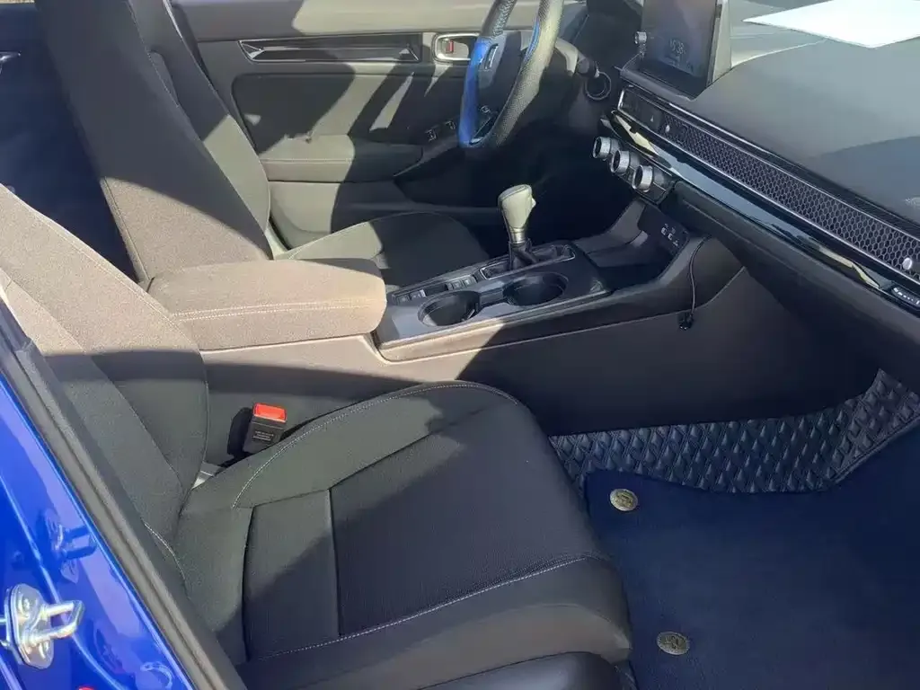 Honda Civic — фото 6