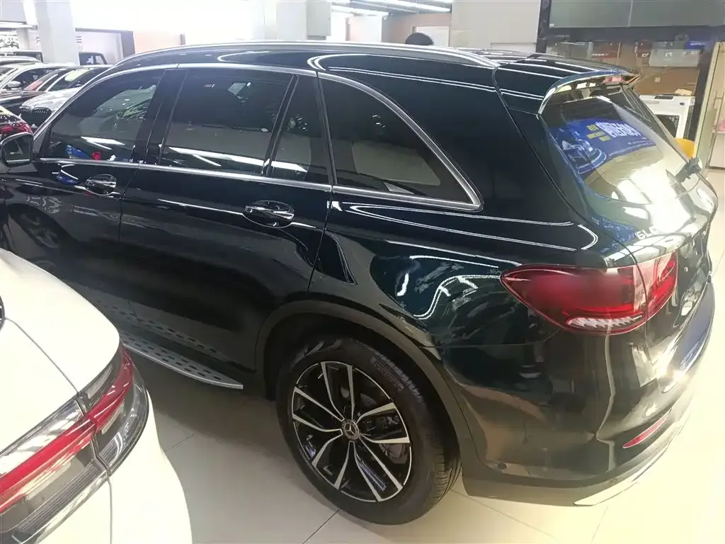 Mercedes-Benz GLC — фото 10