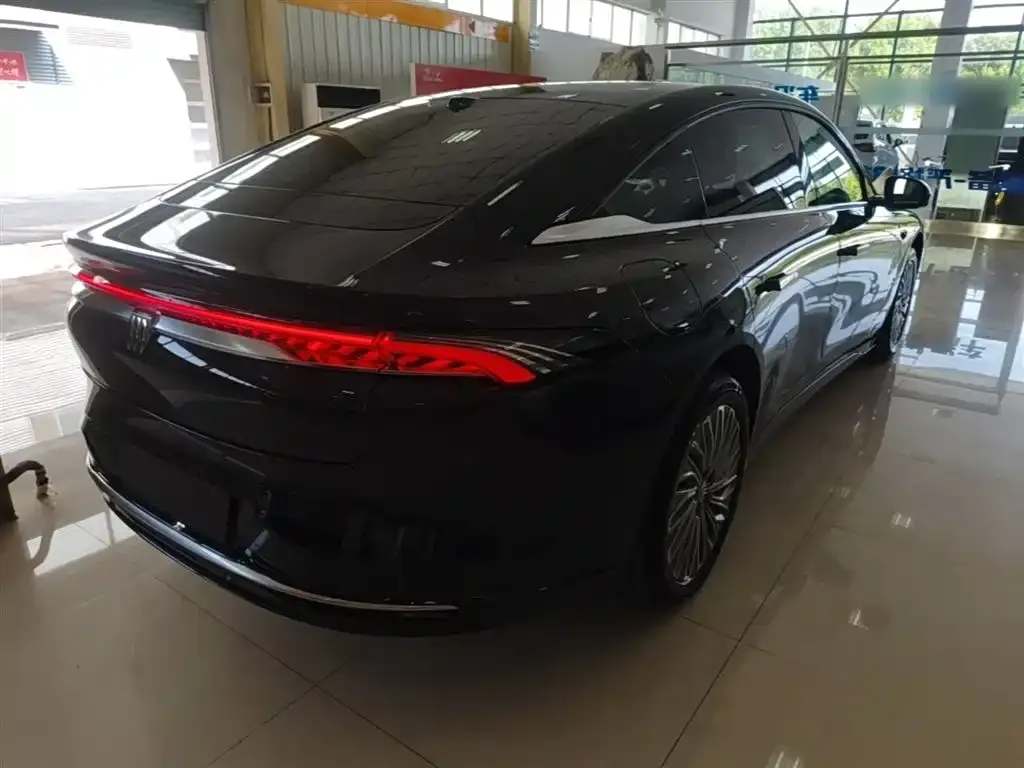 Buick Electra L7 2025 из CN, фото 3