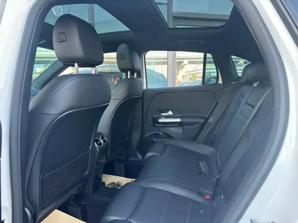 Mercedes-Benz GLA — фото 2