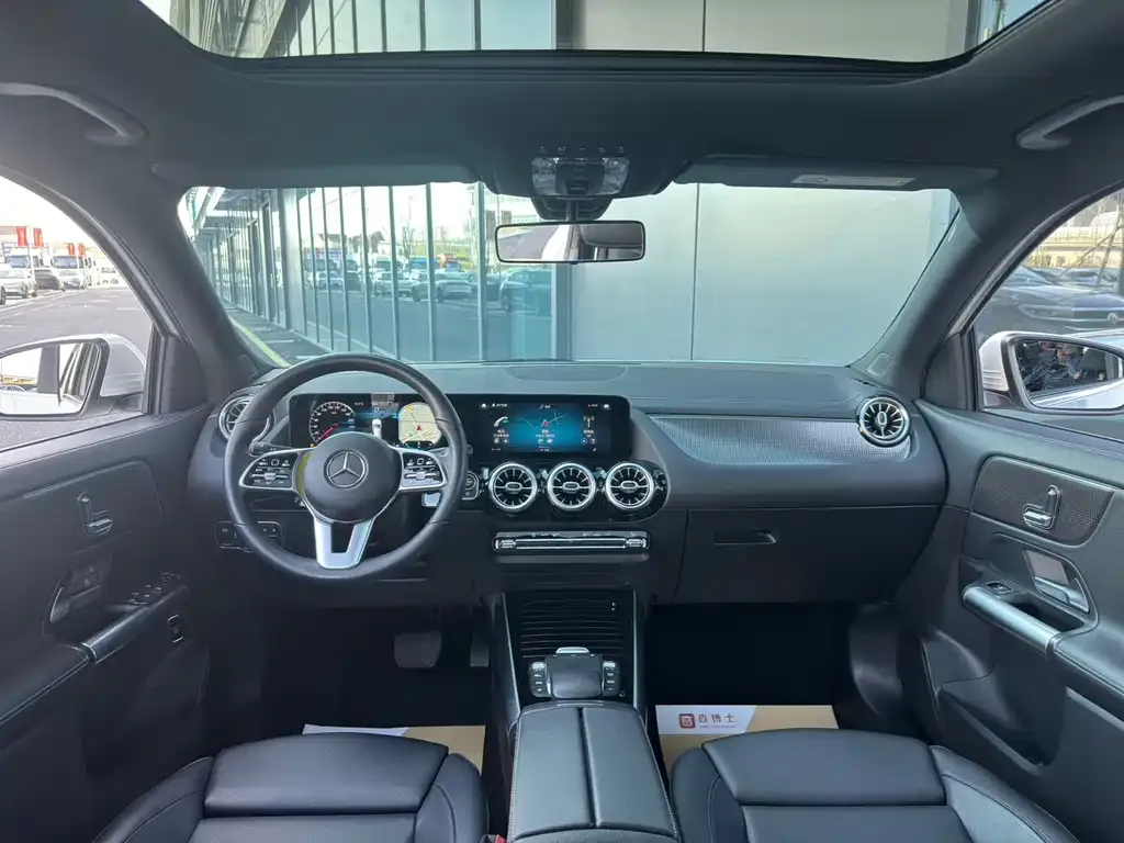 Mercedes-Benz GLA — фото 4