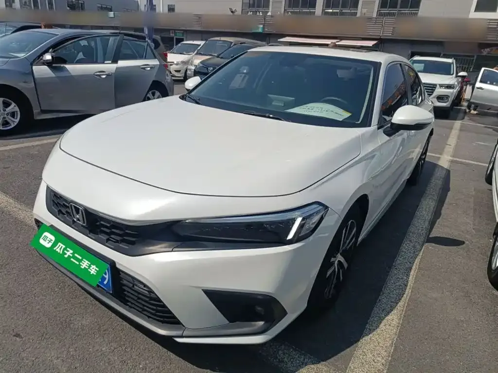 Honda Civic — фото 1