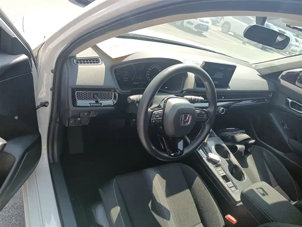 Honda Civic — фото 8