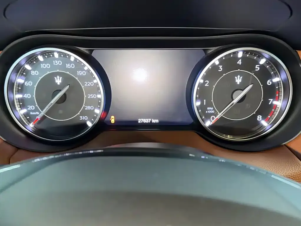 Maserati Levante 2023 из CN, фото 9