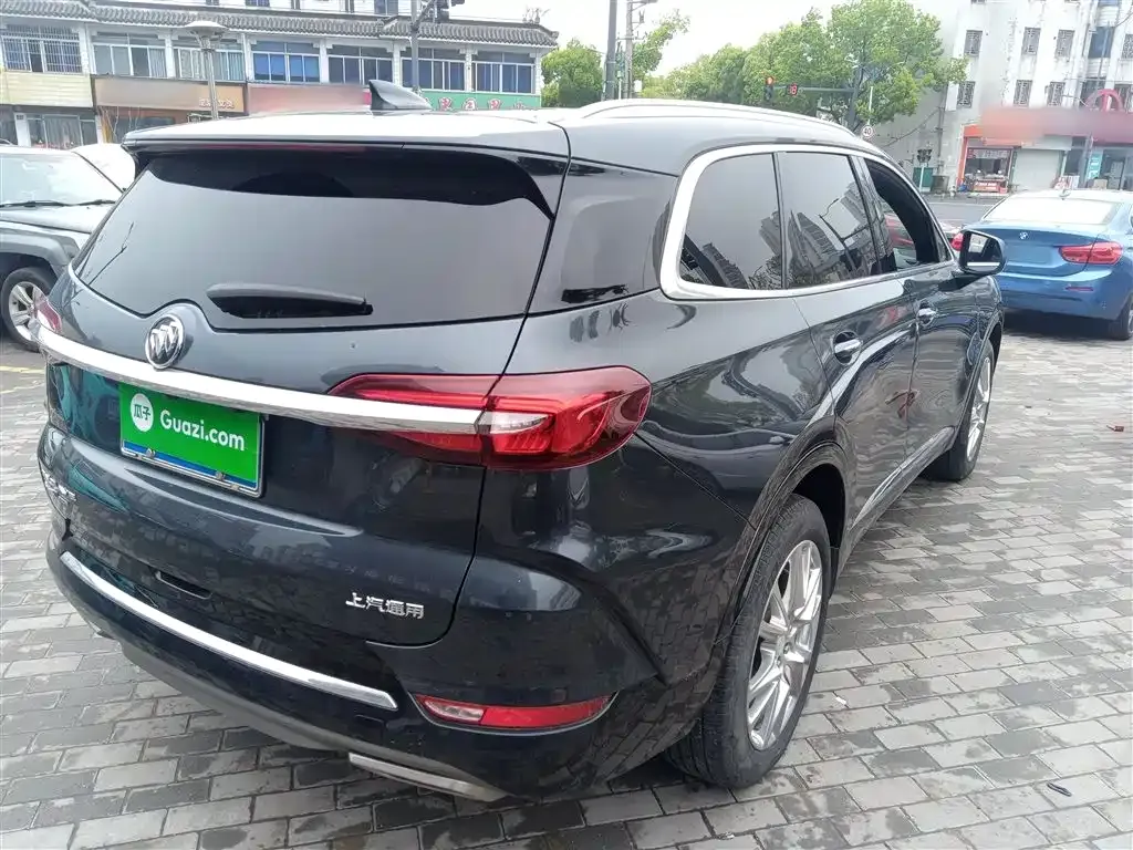 Buick Enclave — фото 4