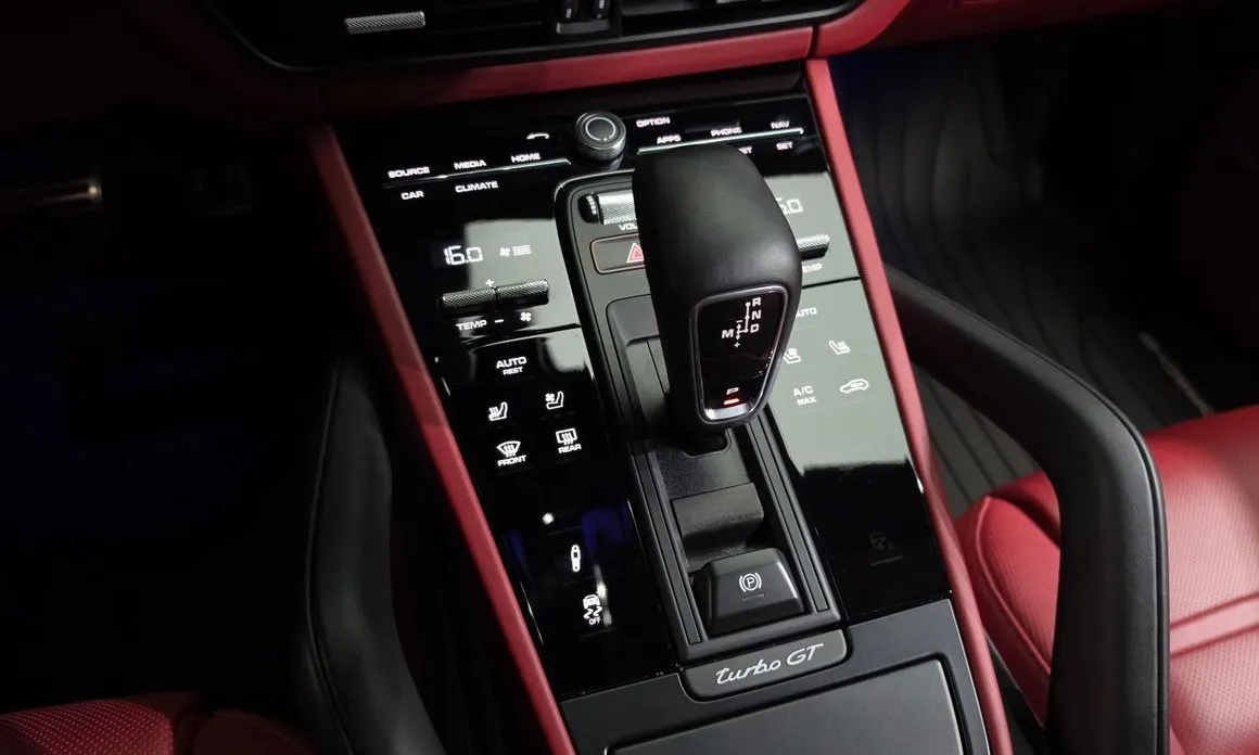 Porsche Cayenne 2022 из KR, фото 3