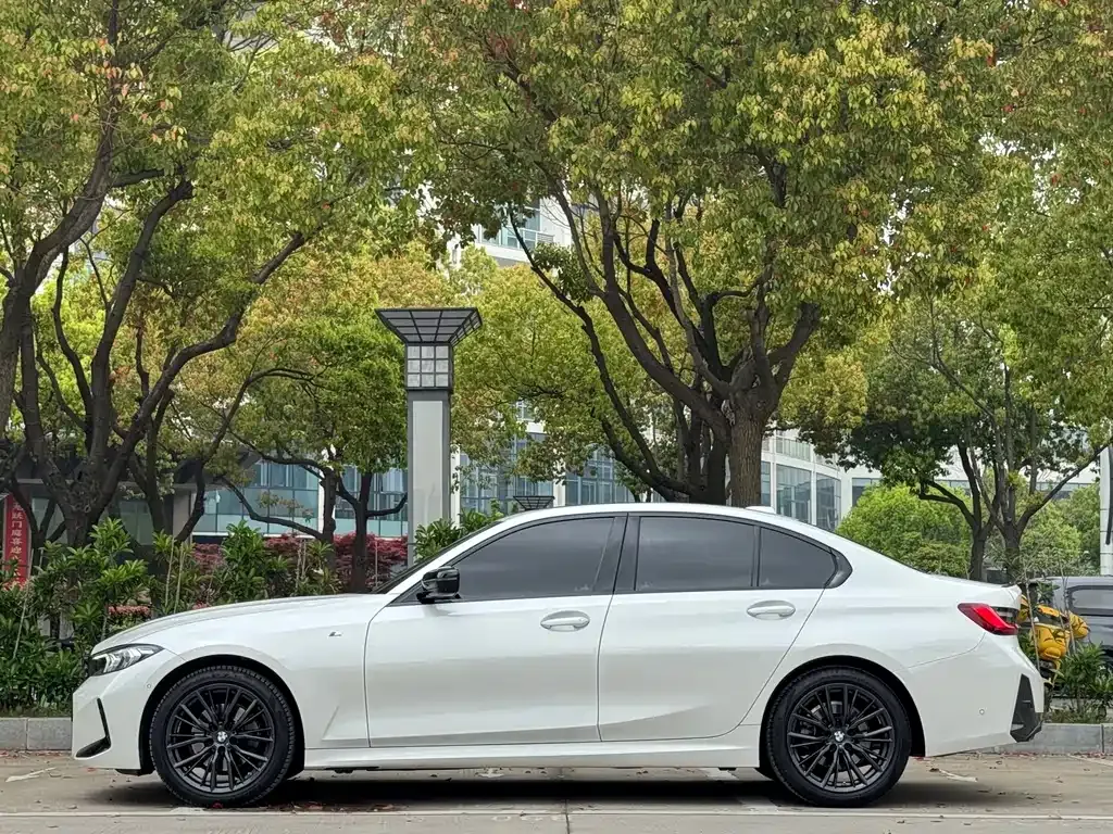 BMW 3 Series — фото 10