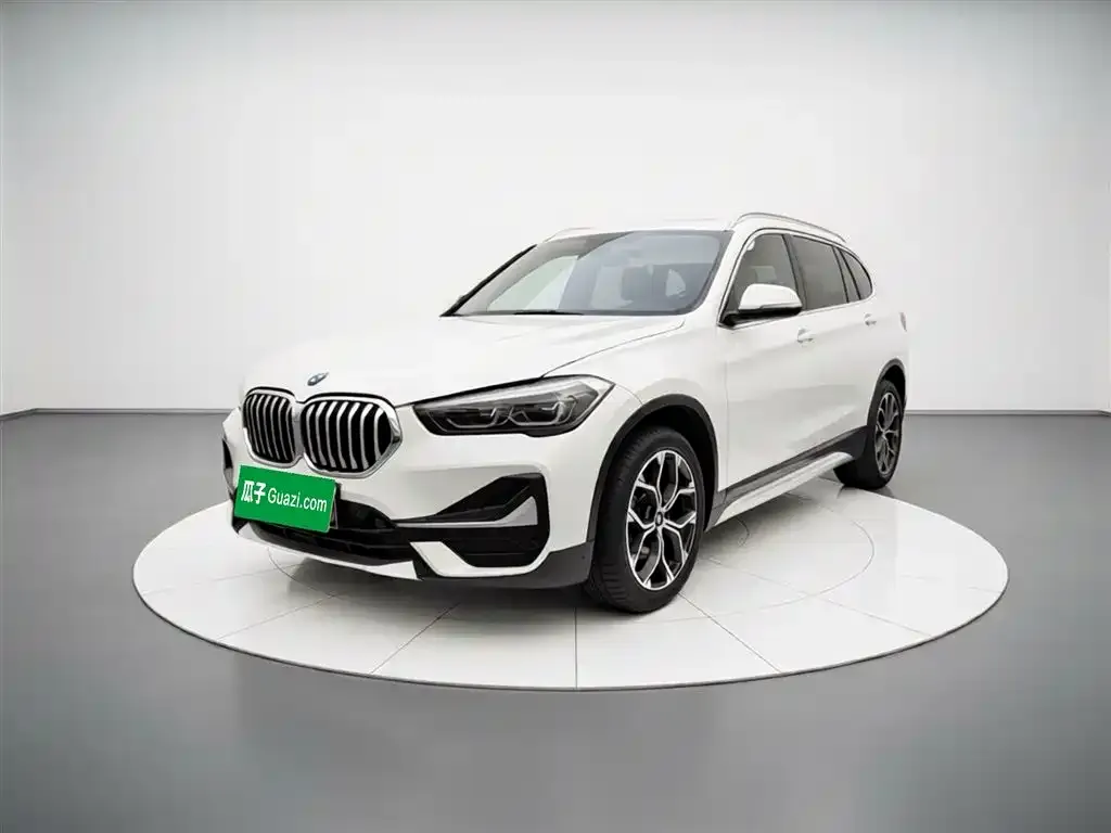 BMW X1 — фото 4