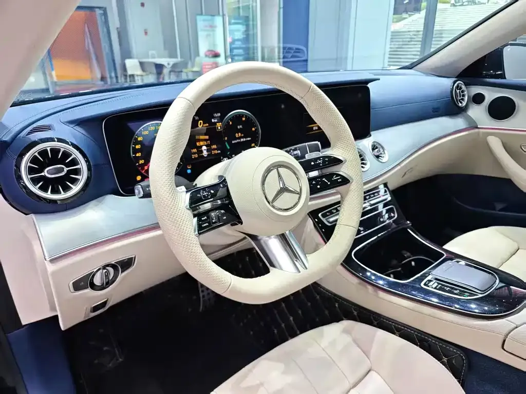 Mercedes-Benz E-Class (Import) — фото 6