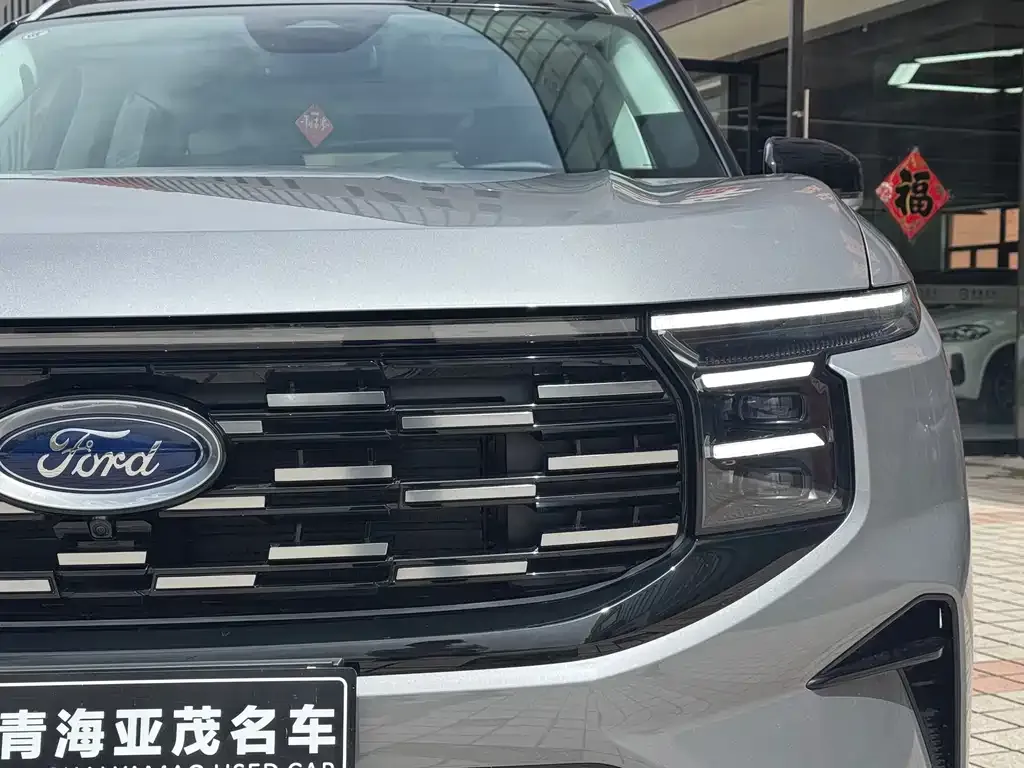 Ford Edge — фото 5