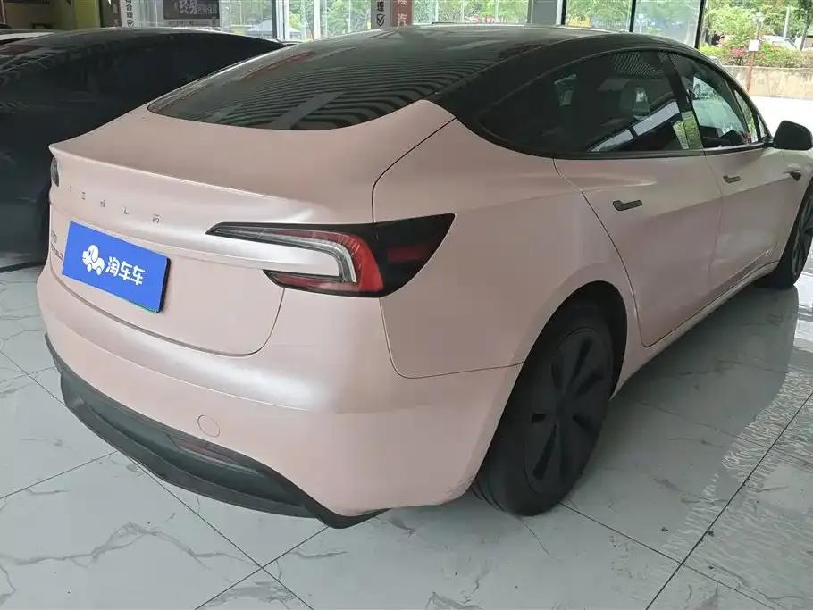 Tesla Model 3 — фото 10
