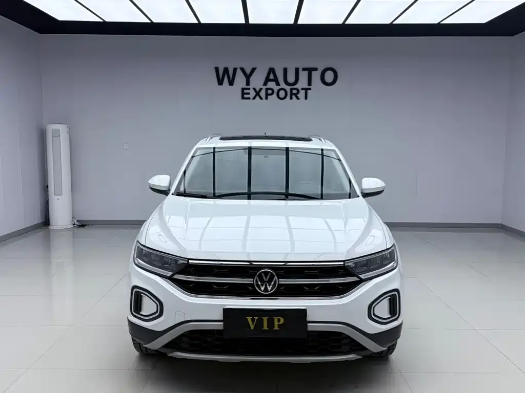 Volkswagen T-Roc — фото 2